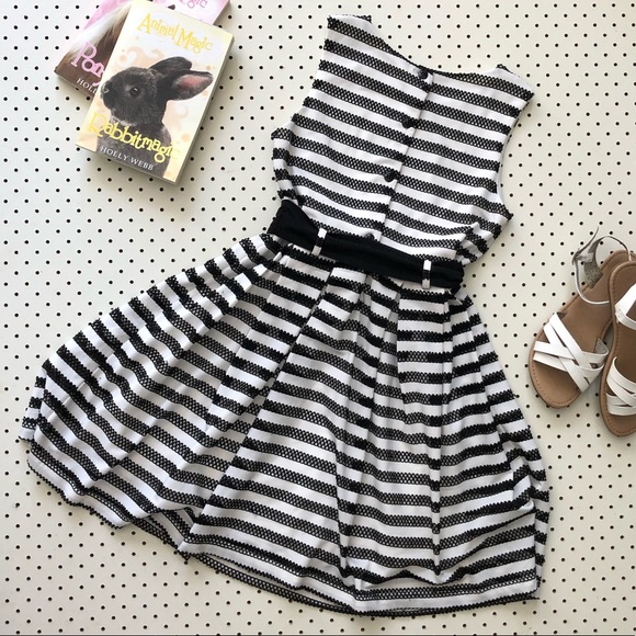 Girls size 8 ORIGAMI (Myer) Party Dress, stripe - Picture 4 of 5